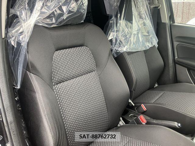 Suzuki SWIFT 2018-03 224056-11