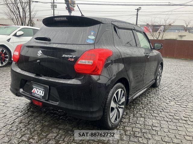 Suzuki SWIFT 2018-03 224056-6