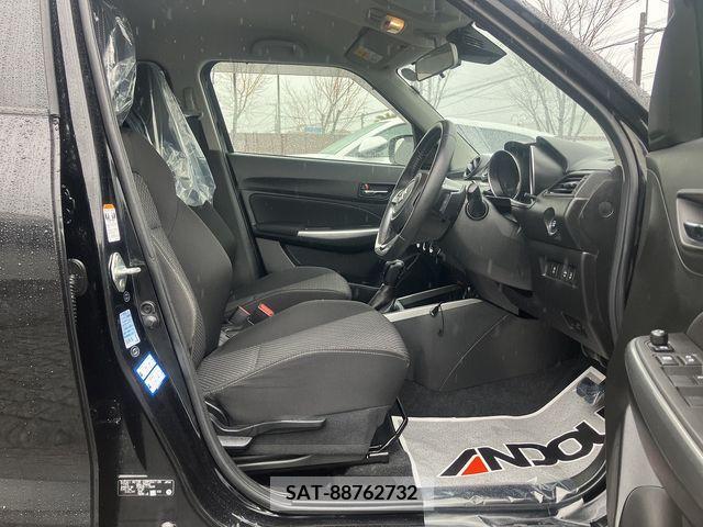 Suzuki SWIFT 2018-03 224056-9