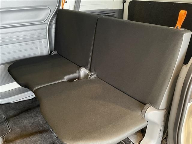 Honda N-VAN 2019-10 184531-25