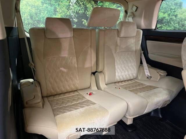 Toyota ALPHARD 2017-11 209876-13
