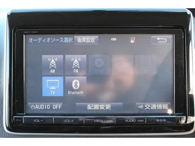 Toyota VOXY 2014-10 191693-2