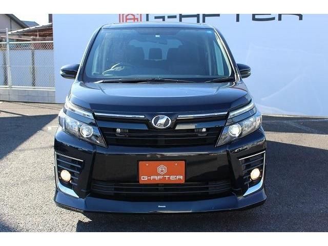 Toyota VOXY 2014-10 191693-5