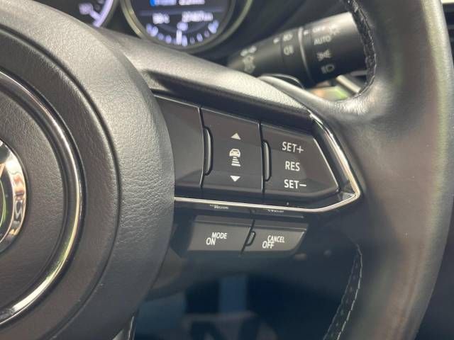 Mazda CX-8 2018-01 24115-5