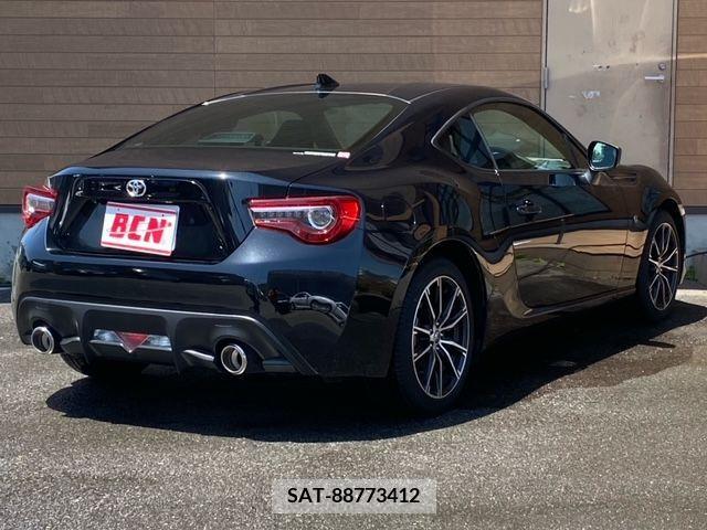 Toyota 86 2021-01 269081-2