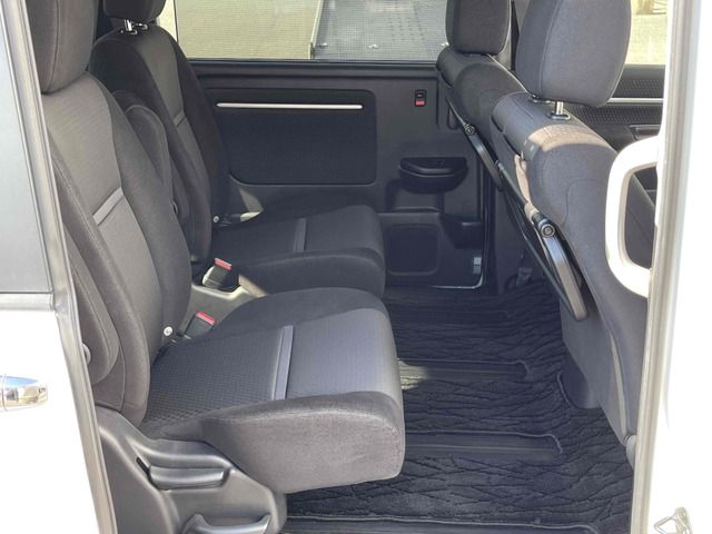 Honda e 2018-08 23796-4