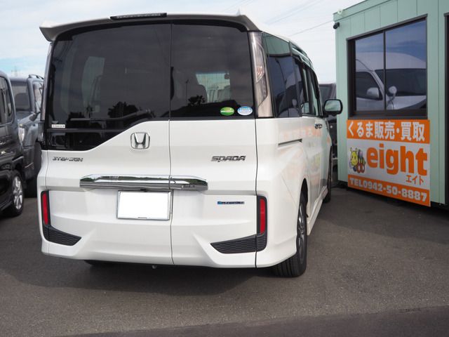 Honda e 2018-08 23796-1