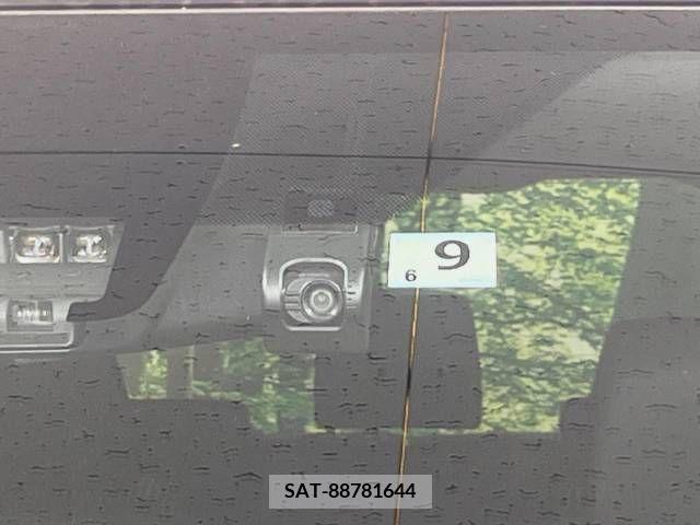 Toyota VOXY 2019-09 347968-6