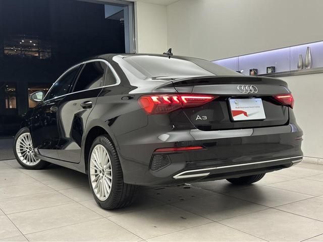 Audi A3 SEDAN 2021-06 24388-5