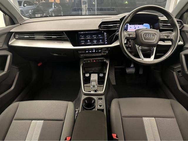 Audi A3 SEDAN 2021-06 24388-6