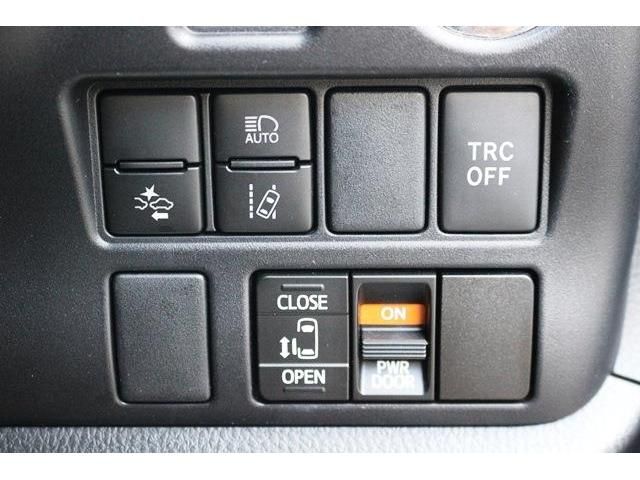 Toyota VOXY HYBRID 2017-07 184177-12