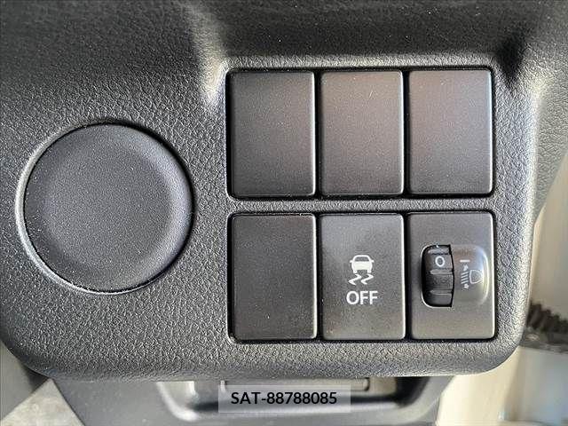 Suzuki ALTO 2018-06 325235-24