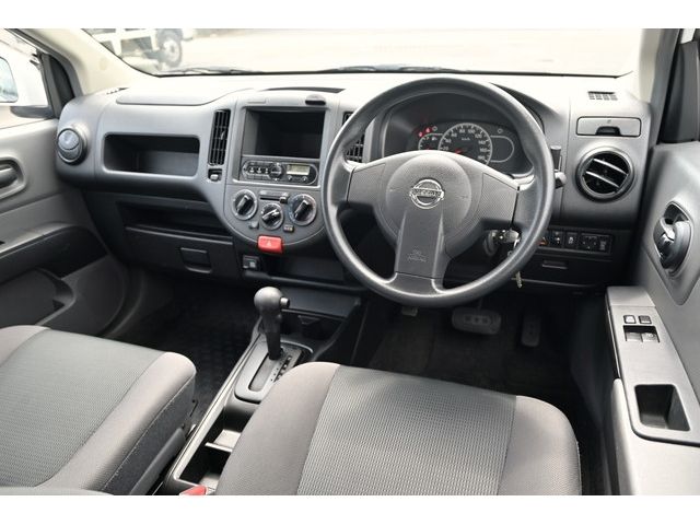 Nissan NV150 AD 2017-05 4254-1