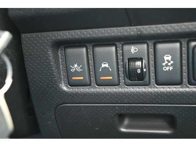 Nissan NV150 AD 2017-05 4254-21