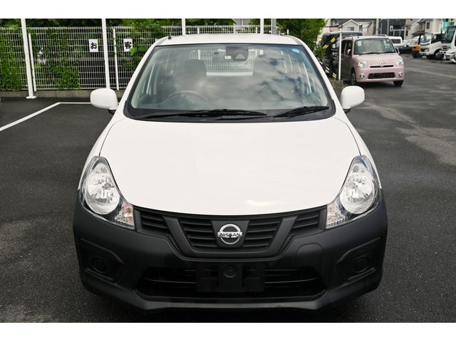 Nissan NV150 AD 2017-05 4254-5