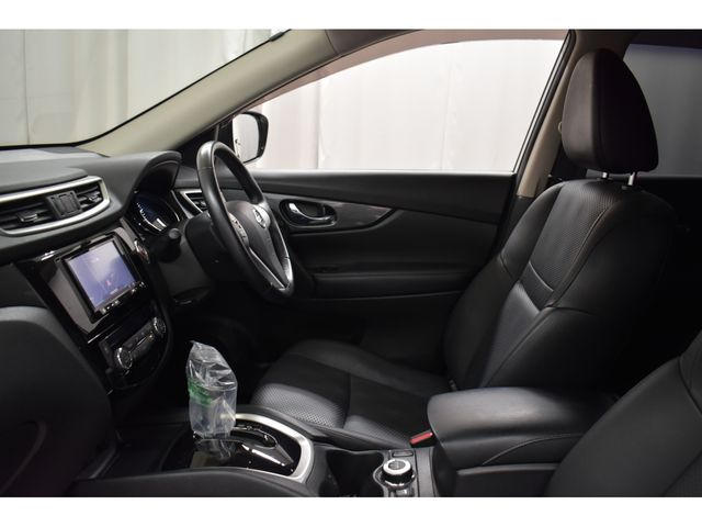Nissan X-TRAIL 2015-03 16963-15