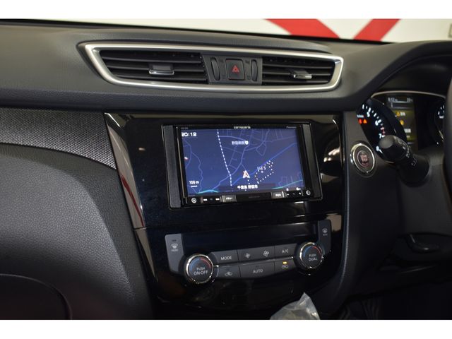 Nissan X-TRAIL 2015-03 16963-16