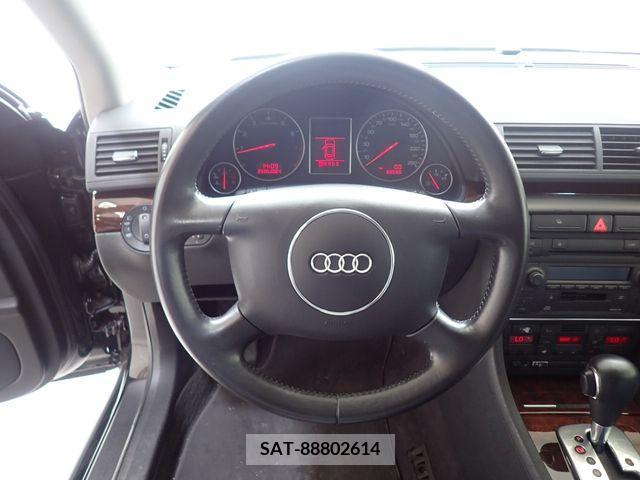 Audi A4 2003-09 261082-11