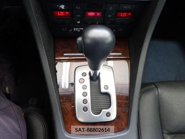 Audi A4 2003-09 261082-15