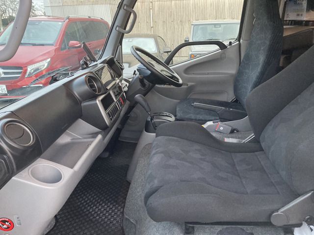 Toyota TOYOACE 2020-03 1759-8