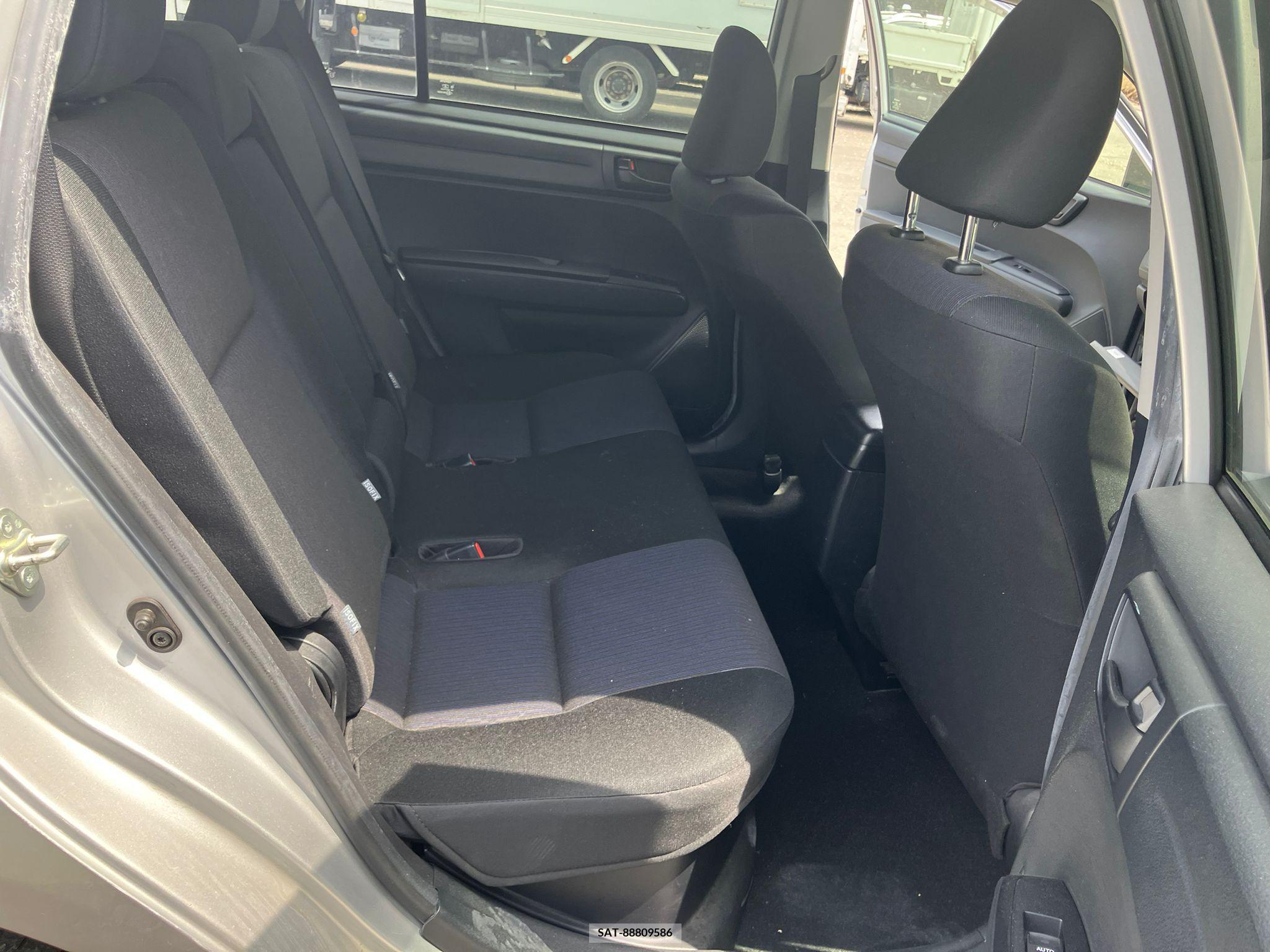 Toyota COROLLA FIELDER 2018-08 258260-9