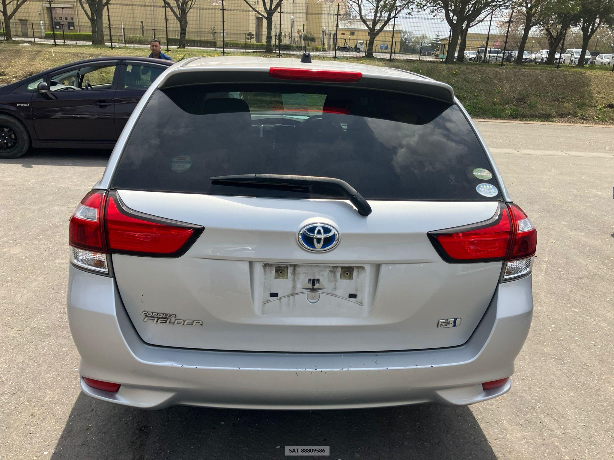 Toyota COROLLA FIELDER 2018-08 258260-6