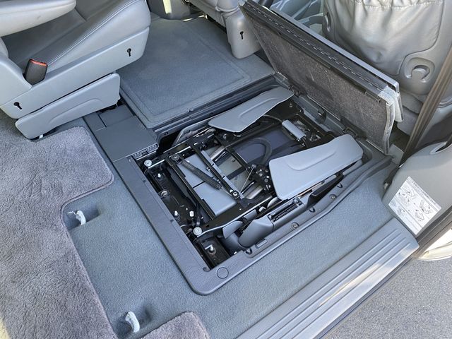 Chrysler GRAND VOYAGER 2006-04 1641-17