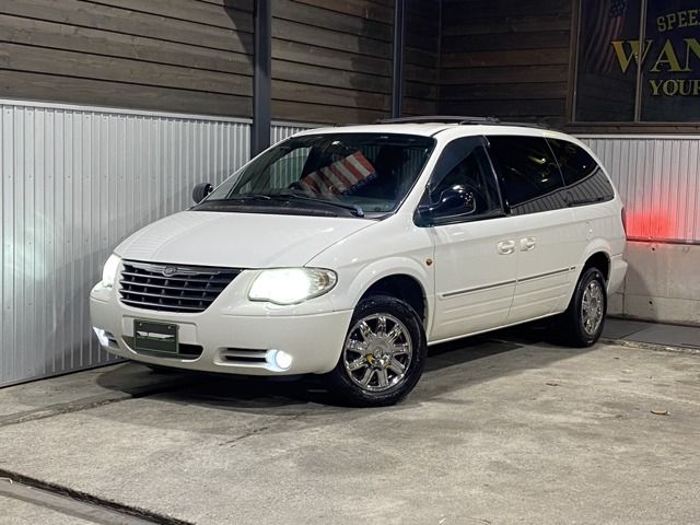 Chrysler GRAND VOYAGER 2006-04 1641-0