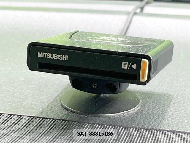 Nissan MOCO 2013-03 354474-4