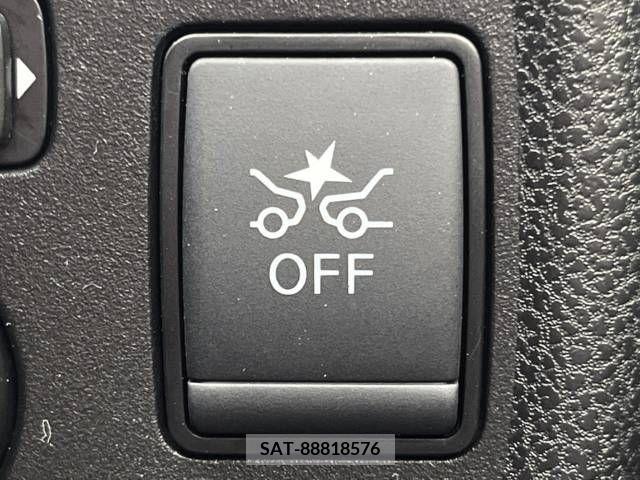 Nissan NOTE 2019-05 302448-3
