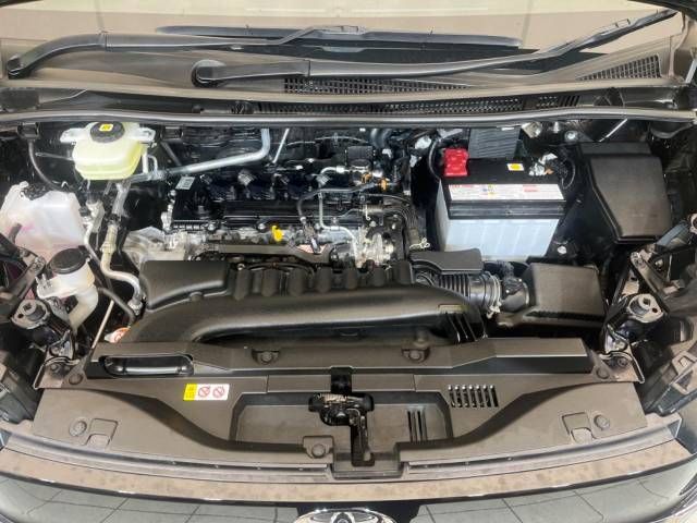 Toyota VOXY 2023-06 182274-19