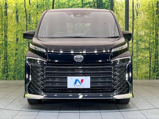 Toyota VOXY 2023-06 182274-15