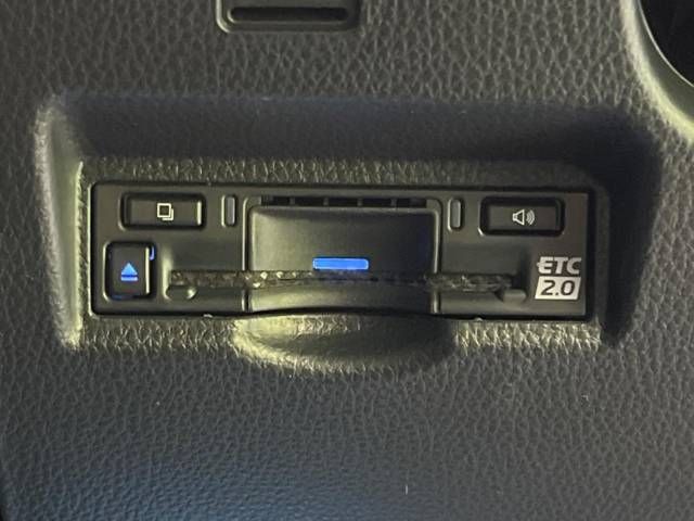 Toyota VOXY 2023-06 182274-7