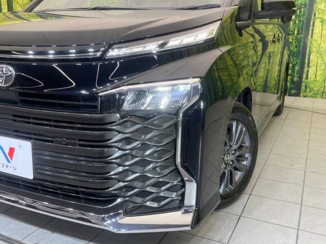 Toyota VOXY 2023-06 182274-13