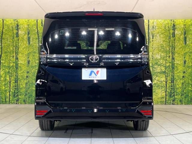 Toyota VOXY 2023-06 182274-16