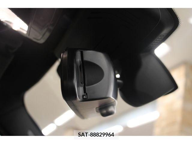Bmw X3 2018-03 207296-12