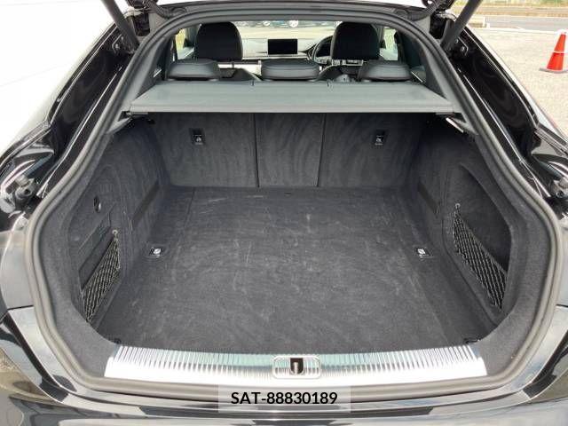 Audi A5 2018-11 378069-11