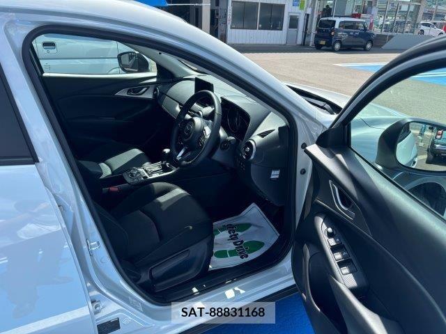 Mazda CX-3 2023-01 302082-1
