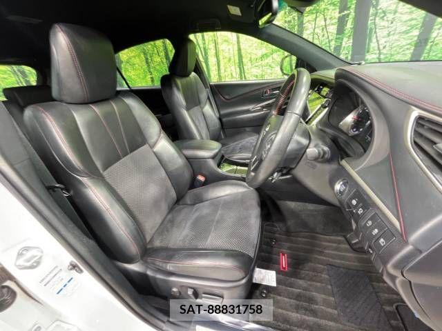 Toyota HARRIER 2018-03 238058-8