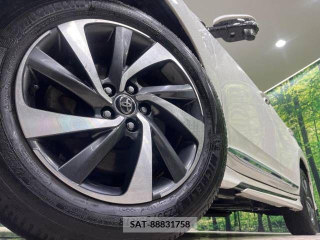 Toyota HARRIER 2018-03 238058-13