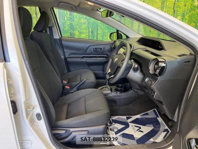 Toyota AQUA 2018-05 314349-9