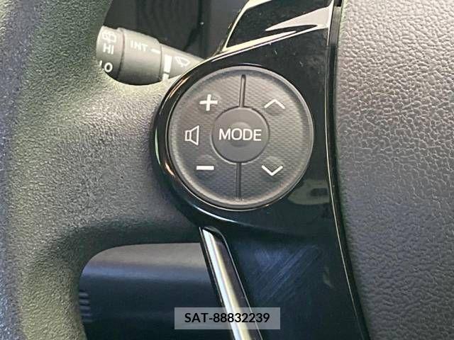 Toyota AQUA 2018-05 314349-7
