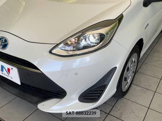Toyota AQUA 2018-05 314349-13