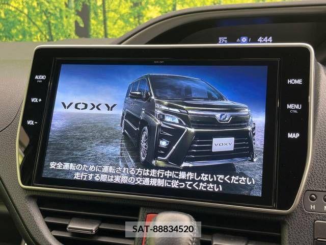 Toyota VOXY 2020-02 344927-3