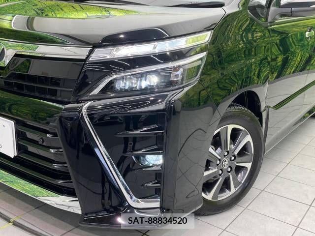 Toyota VOXY 2020-02 344927-12