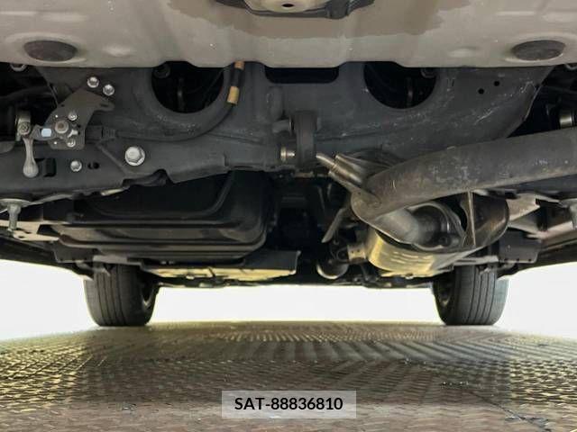 Toyota HARRIER 2017-11 321844-19