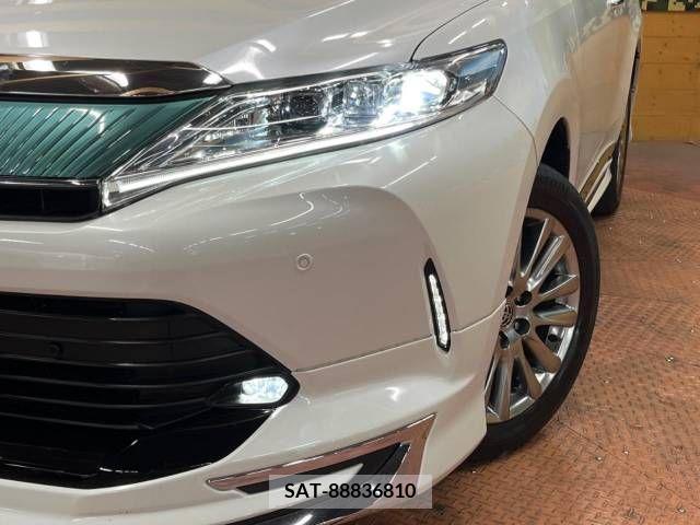 Toyota HARRIER 2017-11 321844-12
