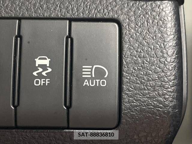 Toyota HARRIER 2017-11 321844-7