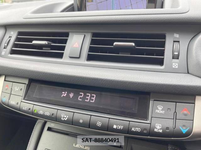 Lexus CT 2014-03 277395-4
