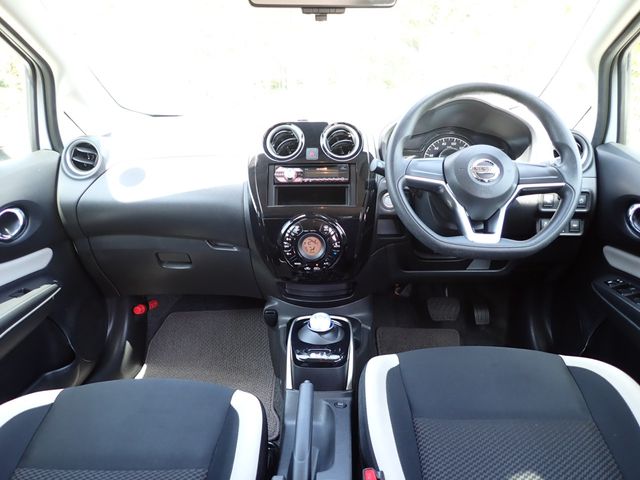 Nissan NOTE 2018-03 865-1
